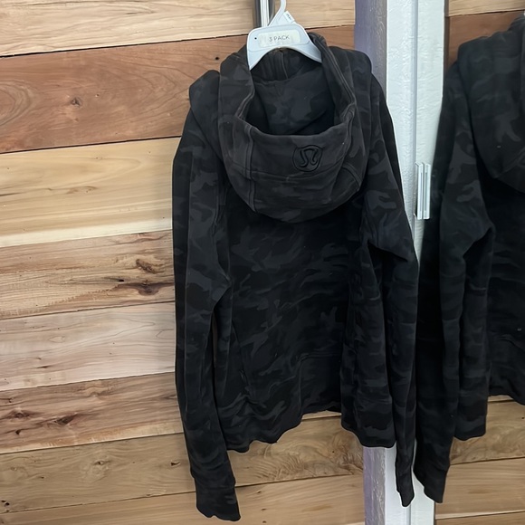 Lululemon Scuba Jacket - Picture 2 of 2